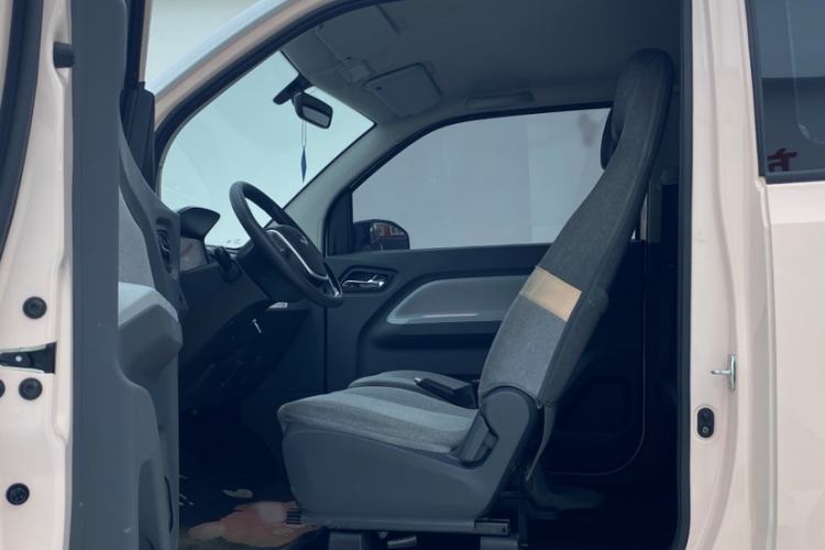 Used Wuling Hongguang MINIEV 2022 Macaron Premium Model – Lithium Iron Phosphate
