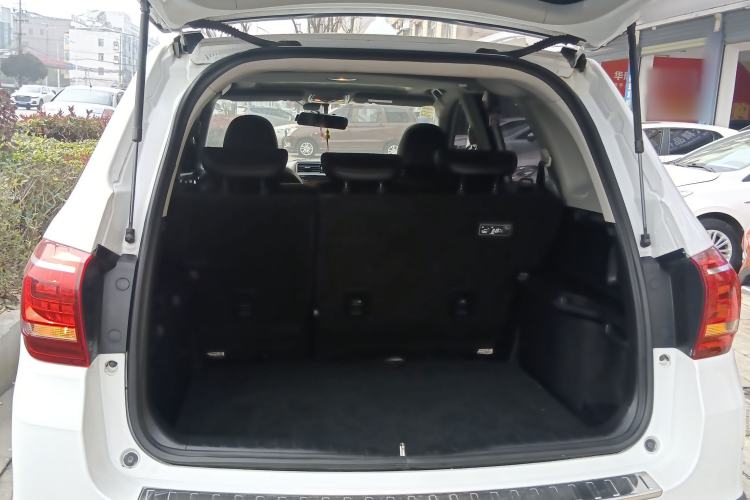 Used Haval H6 2015 Revised Version Sport Edition 1.5T Manual Transmission Two-Wheel Drive Elite Grade