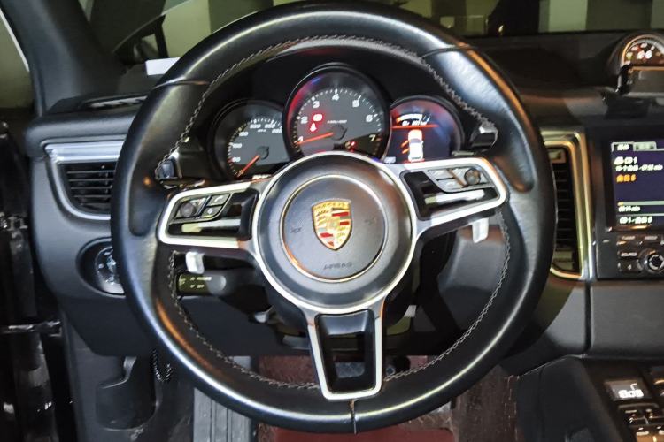 Used Porsche Macan 2014 Macan 2.0T Steering Wheel