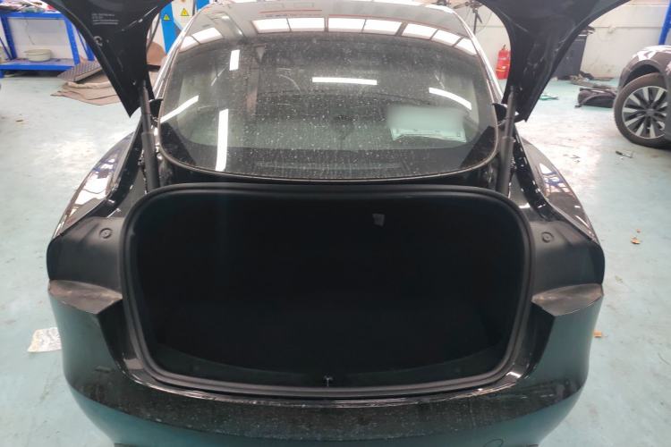 Used Tesla Model 3 2023 Long-Range All-Wheel-Drive Version Trunk