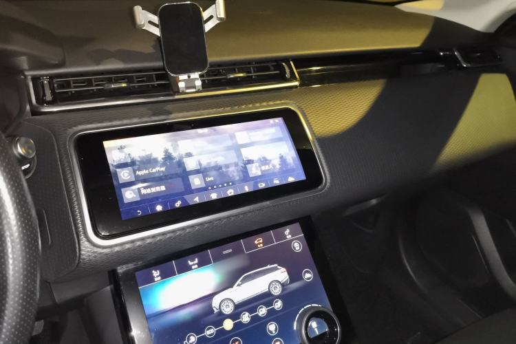 Used Land Rover Range Velar 2019 250 PS