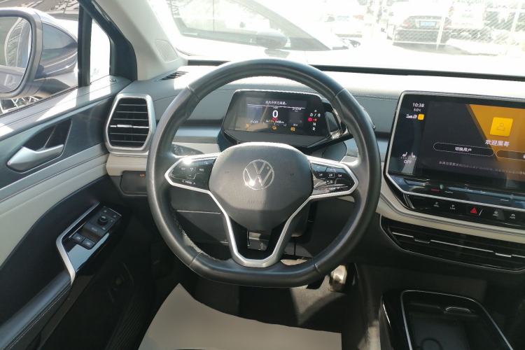 Used Volkswagen ID.6 CROZZ 2022 Long-Range PURE+ Edition
