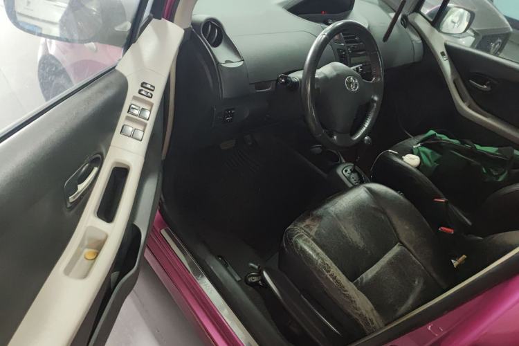 Used Toyota Yaris 2008 1.6 RS Automatic Supreme Edition Driver Seat