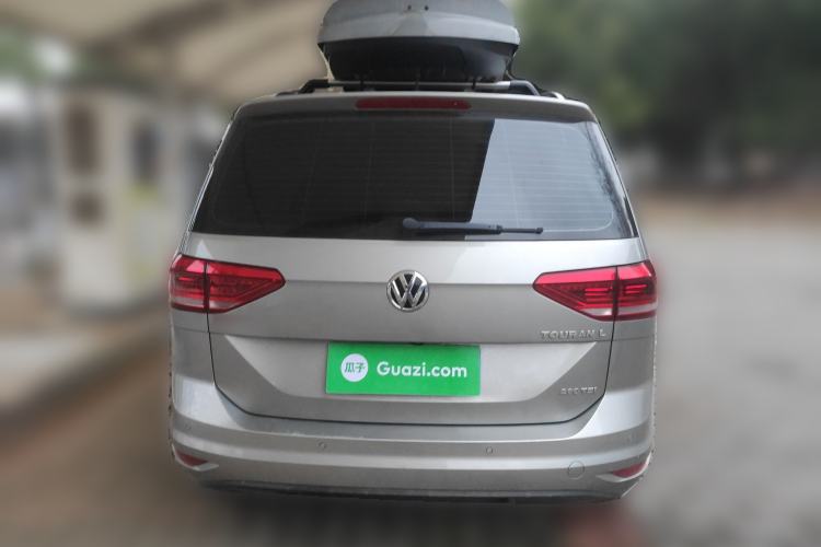 Used Volkswagen Touran 2018 Volkswagen Touran L 280TSI DSG Comfort Edition 6-seater