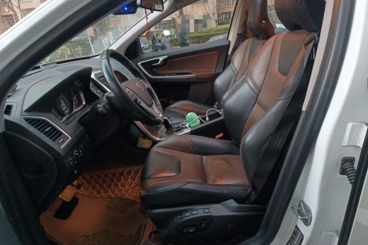 Used Volvo XC60 2015 T5 Smart Upgrade Model