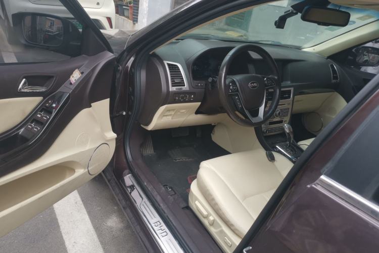 Used BYD Sirui 2013 1.5TID Automatic Prestige Model Driver Seat