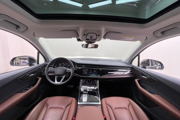 Used Audi Q7 2023 45 TFSI quattro S line Sport model