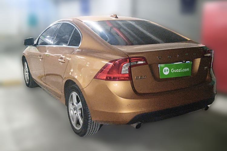 Used Volvo S60 2012 T5 Zhiya Edition Rear Left 45 Deg