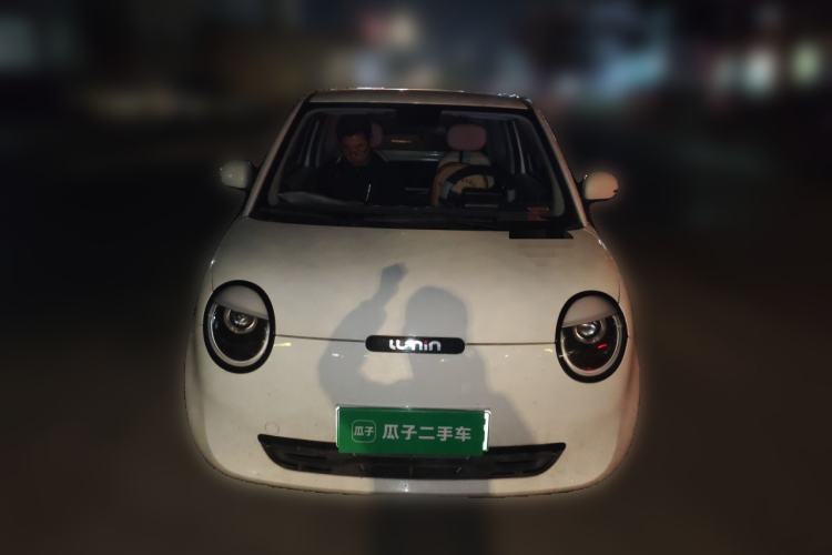 Used CHANGAN NEVO Lumin 2025 210 km Fragrant Edition Front