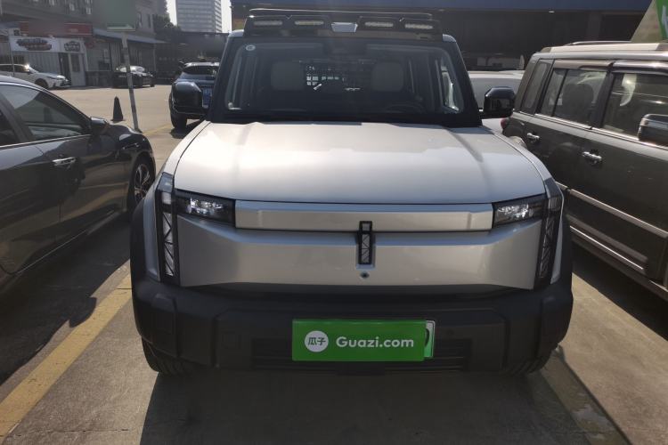 Used iCAR 03 2024 501km Four-wheel Drive Long-Range Advanced Version