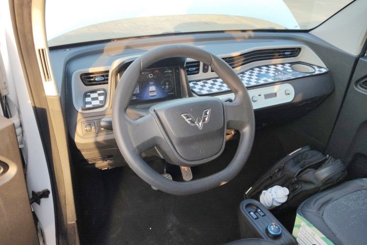 Used Wuling Hongguang MINIEV 2020 Freedom Version Lithium Iron Phosphate Steering Wheel
