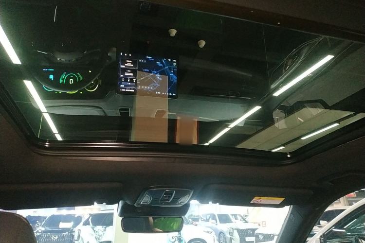 Used GAC Trumpchi ES9 2024 PHEV with 143 km Max
