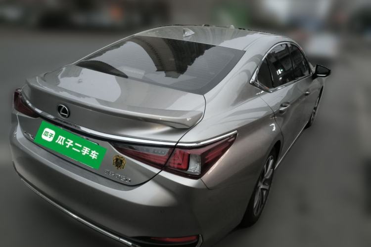 Used Lexus ES 2020 200 Excellence Edition