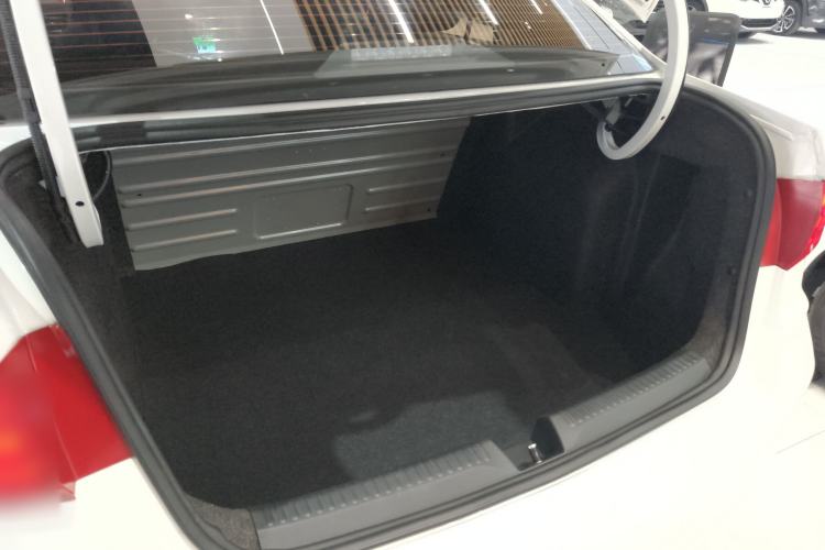 Used Volkswagen Santana 2021 1.5L Automatic Fashion Edition Trunk