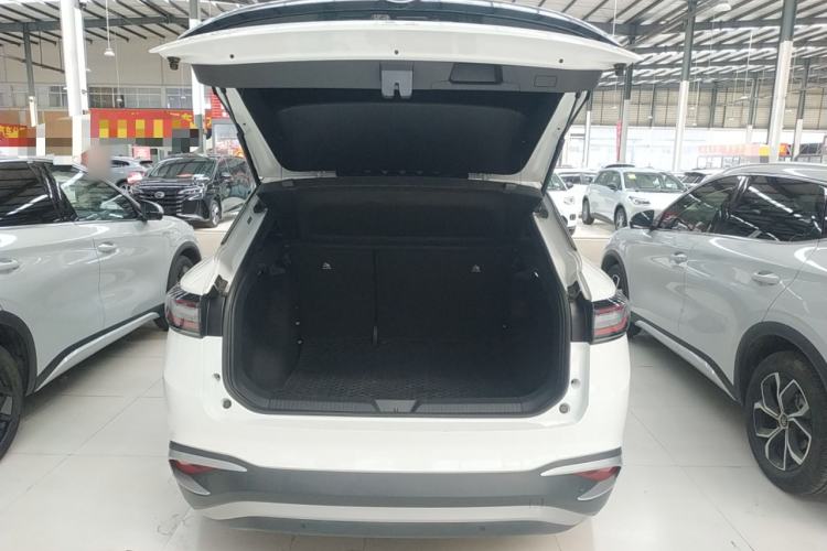 Used Volkswagen ID.4 X 2024 Pure & Smart Edition Trunk