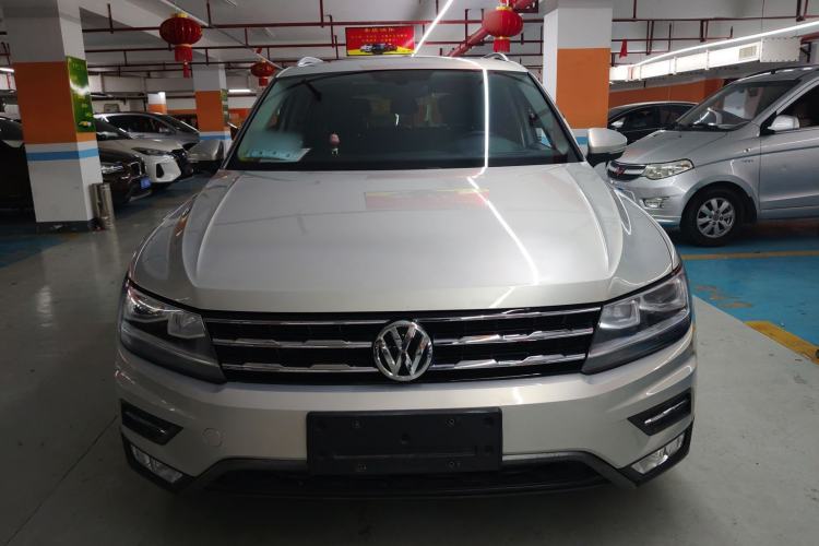 Used Volkswagen Tiguan L 2018 330TSI Automatic Two-Wheel Drive Luxury Edition Front