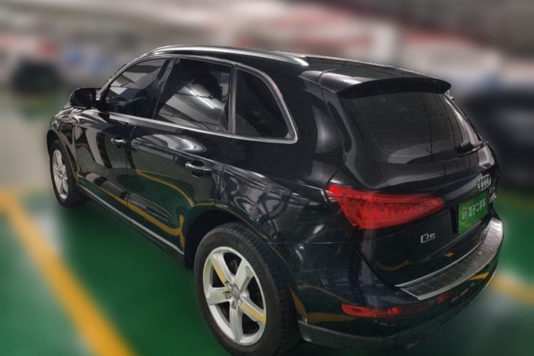 Used Audi Q5 2016 40 TFSI Technology Edition Rear Left 45 Deg