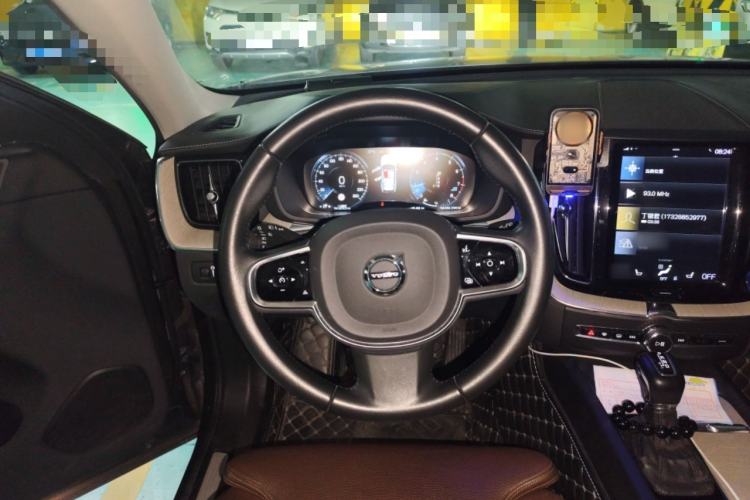 Used Volvo XC60 2020 T5 4x4 Smart Luxury Edition