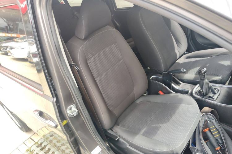 Used Jinbei Gold Hiace 2021 2.0L Passenger Van Engineering Lion Central Air Conditioning Version 9 Seats