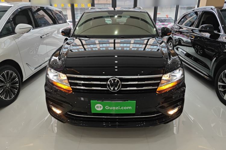 Used Volkswagen Tiguan L 2021 330TSI Automatic Two-Wheel Drive R-Line Enhanced Edition Front