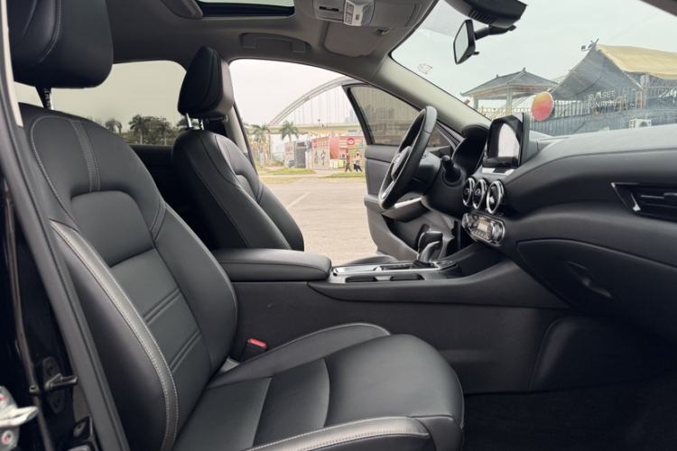 Used Nissan Sylphy 2022 1.6L XL CVT Enjoyment Edition Right Front Seat