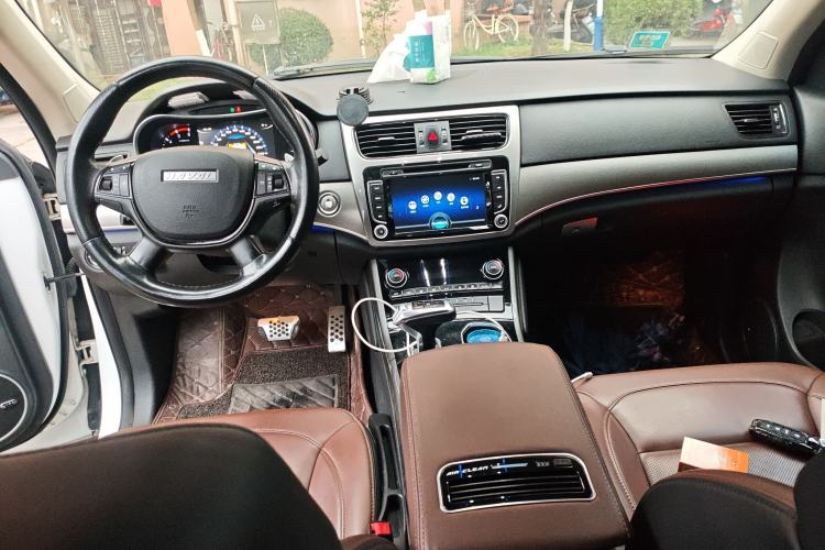 Used Haval H8 2017 2.0T Diesel 4x4 Smart Enjoyment Version
