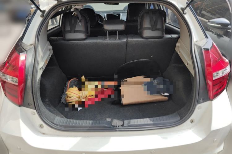 Used Toyota YARiS L Zhi Xuan 2017 1.5E CVT Enhanced Performance Edition Trunk