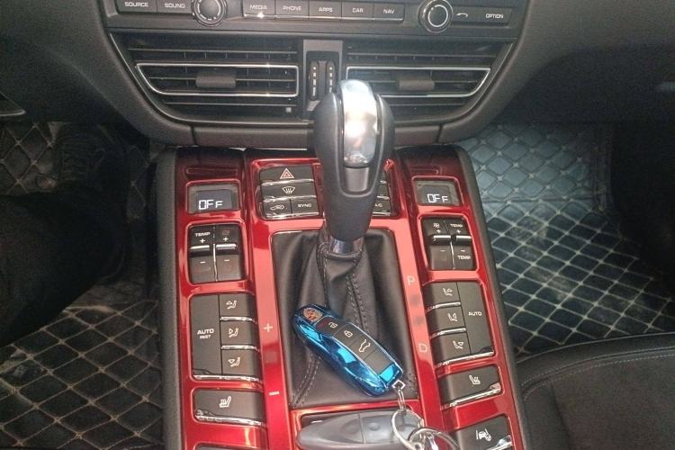 Used Porsche Macan 2020 Macan 2.0T