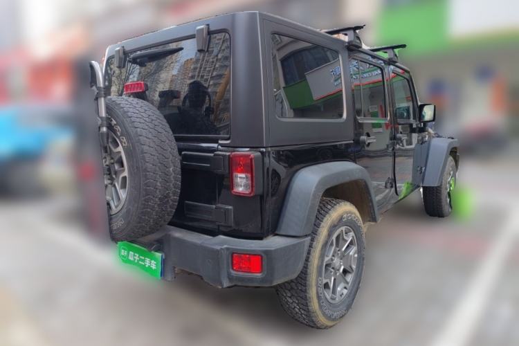 Used Jeep Wrangler 2015 3.6L Rubicon Four-Door Comfort Edition
