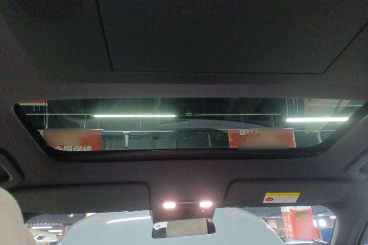 Used Li Auto L8 2025 Ultra Smart Refreshed Edition Headliner