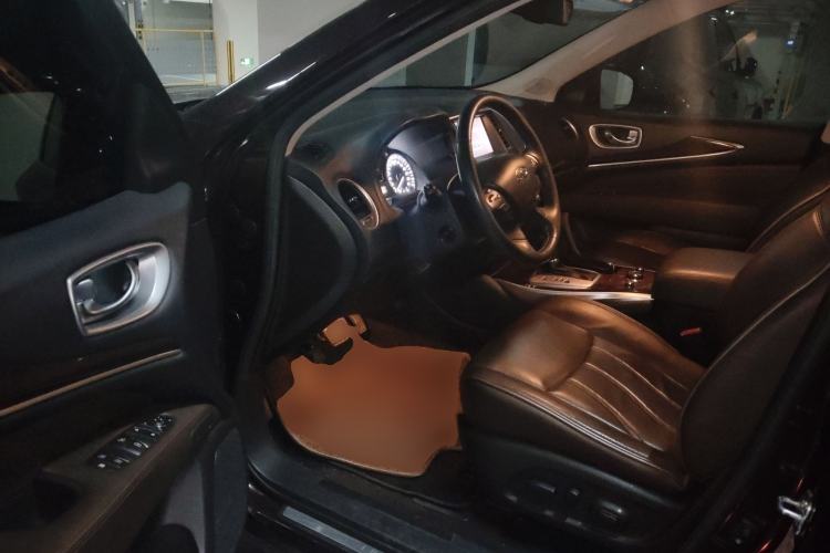 Used Infiniti QX60 2014 2.5 S/C Hybrid Two-Wheel Drive Excellence Edition