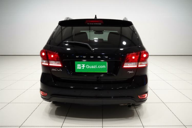 Used Dodge Journey 2013 2.4L Two-Wheel Drive Luxury Version