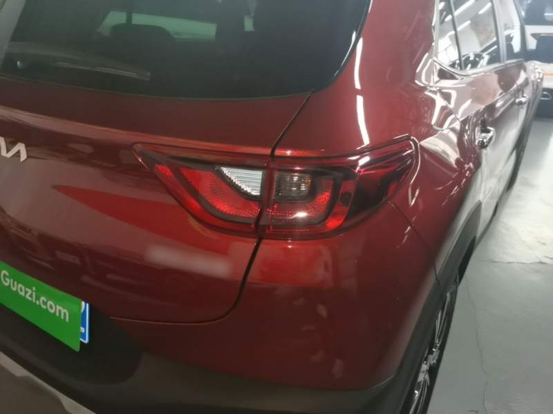Used Kia kx1 Stonic 2021 1.4L CVT Fun Edition — 7