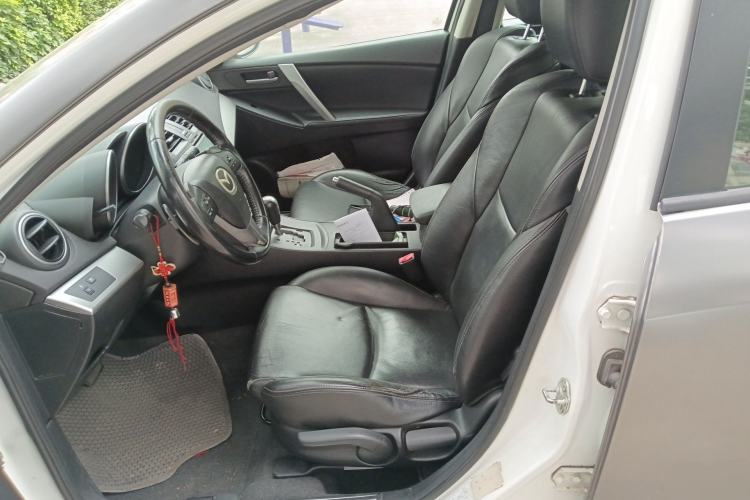 Used Mazda 3 2012 Hatchback 2.0L Automatic Luxury Model Left Front Seat