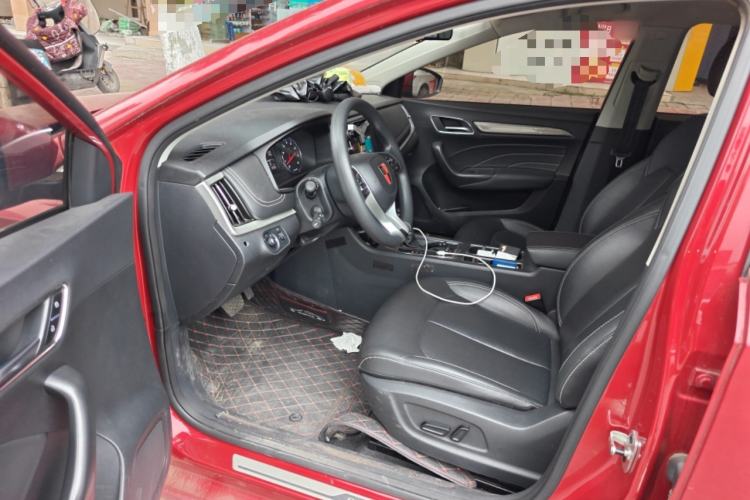 Used Roewe i6 2020 PLUS 1.6L CVT 4G Connected Glory Flagship Edition
