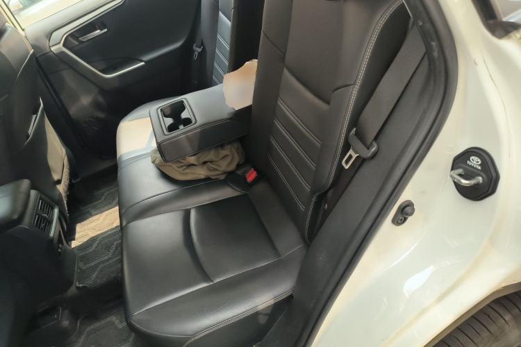 Used Toyota RAV4 2020 2.0L CVT Two-Wheel Drive Prestige Edition