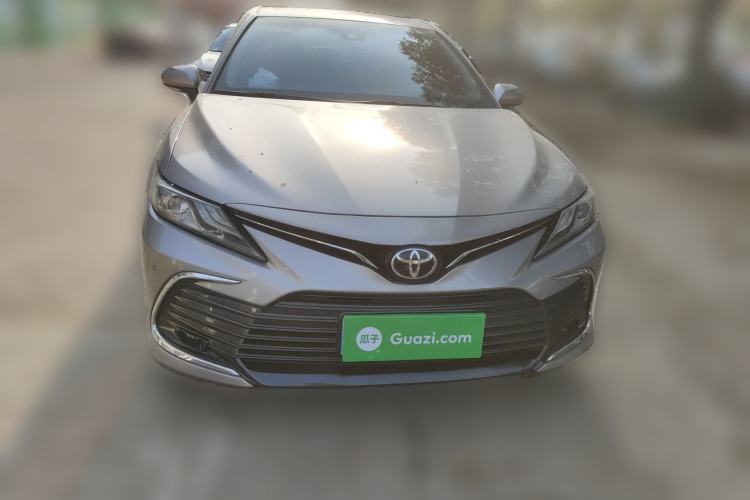 Used Toyota Camry 2021 2.0G Luxury Edition
