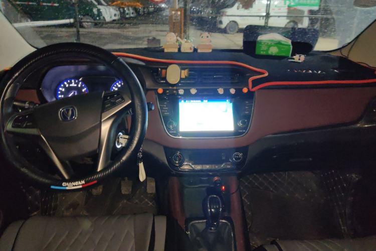 Used CHANGAN Lingxuan 2017 1.6L Manual Happiness Edition
