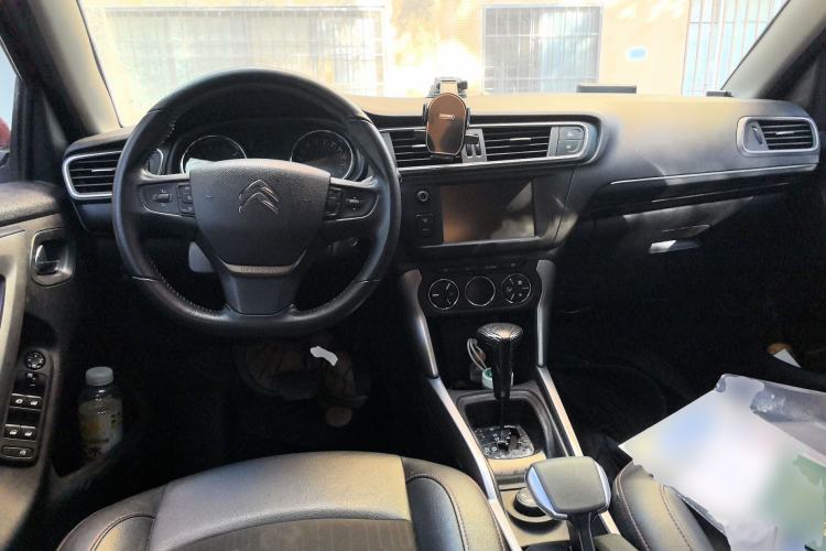 Used Citroen C3-XR 2017 230THP Automatic Pioneer Model
