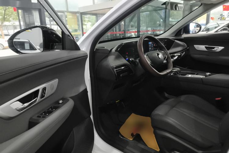 Used Dongfeng Aeolus Huge 2025 Mach Power 1.5T Luxury Version
