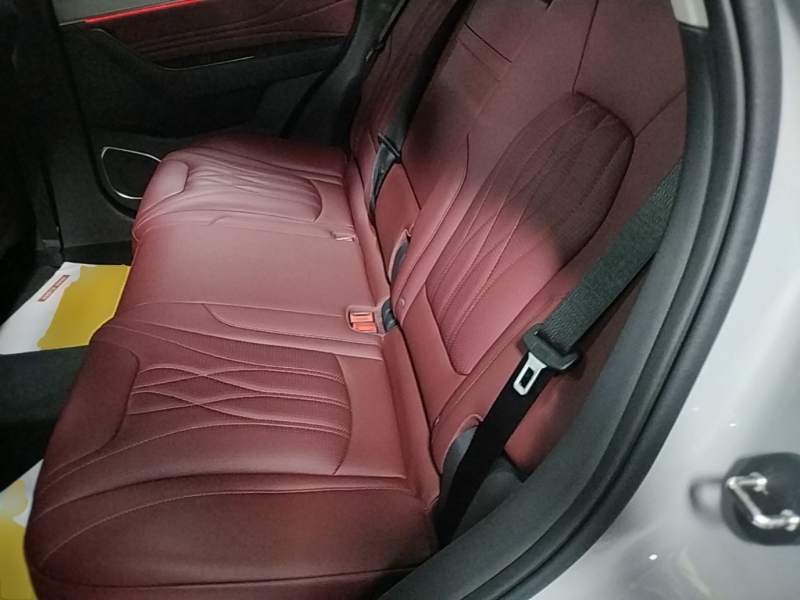 Used Hongqi HS5 2025 2.0T All-Wheel-Drive Flagship Pro Edition — 18
