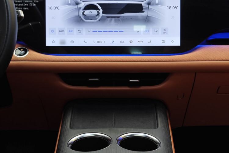 Used CHANGAN CS75 PLUS 2025 4th Generation 1.5T New Blue Whale Smart Flagship Version Interior 12