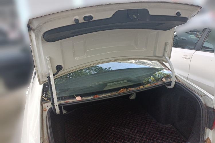 Used Volkswagen Lavida 2017 1.6L Manual Comfort Edition Trunk