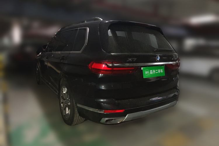 Used BMW X7 2019 xDrive40i Luxury Package with Leading Features
