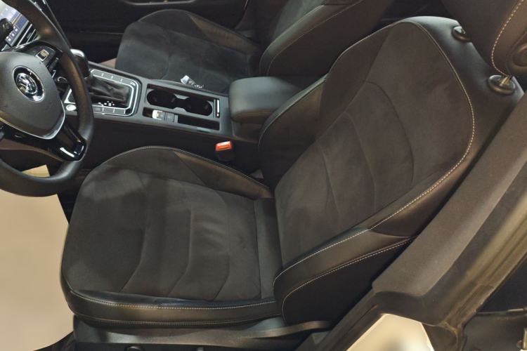 Used Volkswagen FAW-Volkswagen CC 2019 330TSI Huayan Edition China VI
