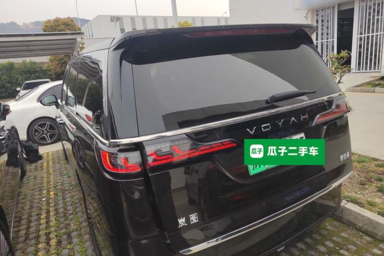 Used VOYAH Dream 2025 PHEV Four-Wheel-Drive Flagship Kunpeng Edition Rear Left 45 Deg