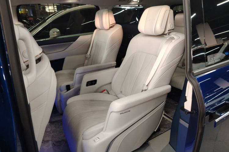 Used Buick GL8 New Energy 2024 Lu Zun Luxury Edition 7-Seater
