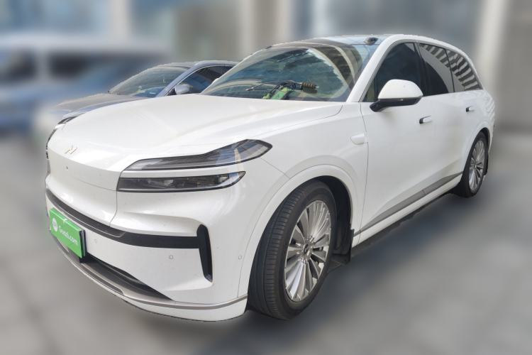 Used ONVO Luxeed L90 2025 Model—Max Six-Seater Version
