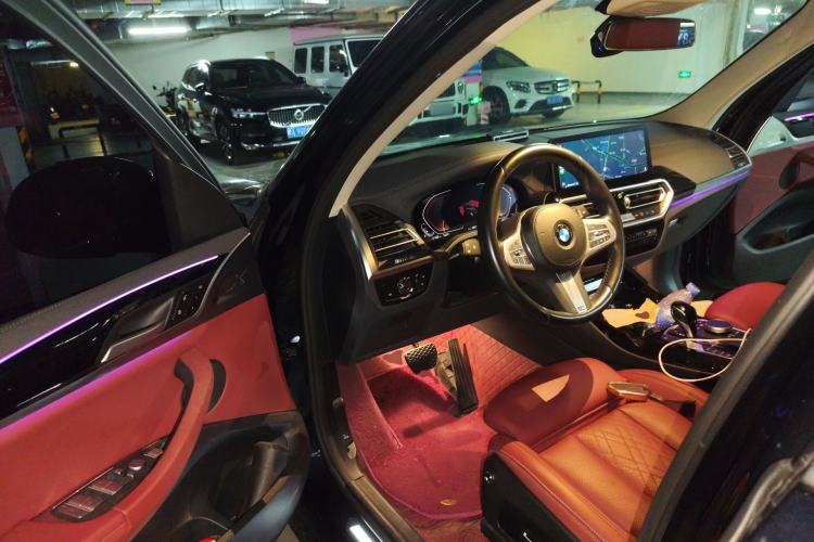 Used BMW X3 2023 xDrive25i M Sport Package Driver Seat