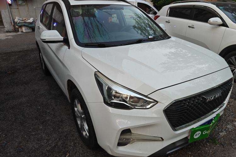 Used Haval M6 2018 1.5T Manual Two-Wheel Drive Elite Model Front Right 45 Deg